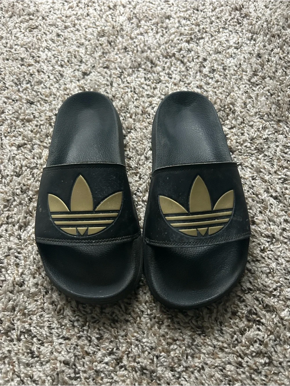 Women’s Size 8 Adidas Black & Gold Slide Sandals